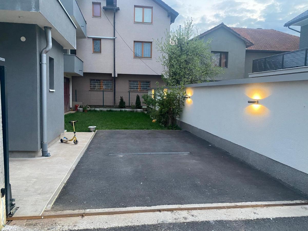 Ssk Apartments Sarajevo Bagian luar foto